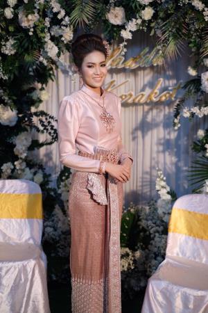 ชุดไทยเจ้าสาว ชุดไทยจักรพรรดิ์ เช่าที่แบมบี้ เวดดิ้ง ห้วยขวาง